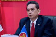 Ex-Trade Minister’s Advice on Facing US Import Tariff 32%